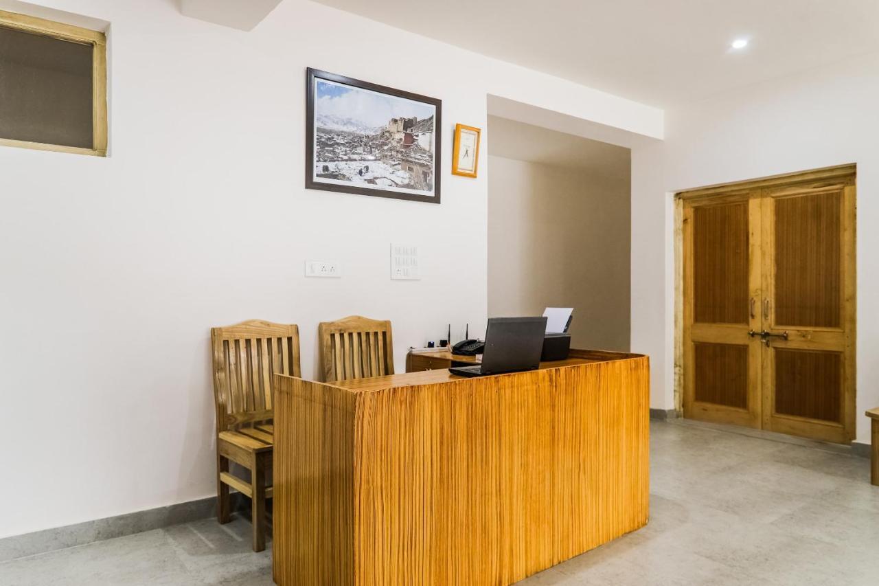 Oyo 72466 Hotel Yuvraj Shivpuri  Ngoại thất bức ảnh