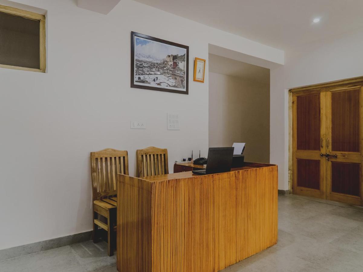 Oyo 72466 Hotel Yuvraj Shivpuri  Ngoại thất bức ảnh
